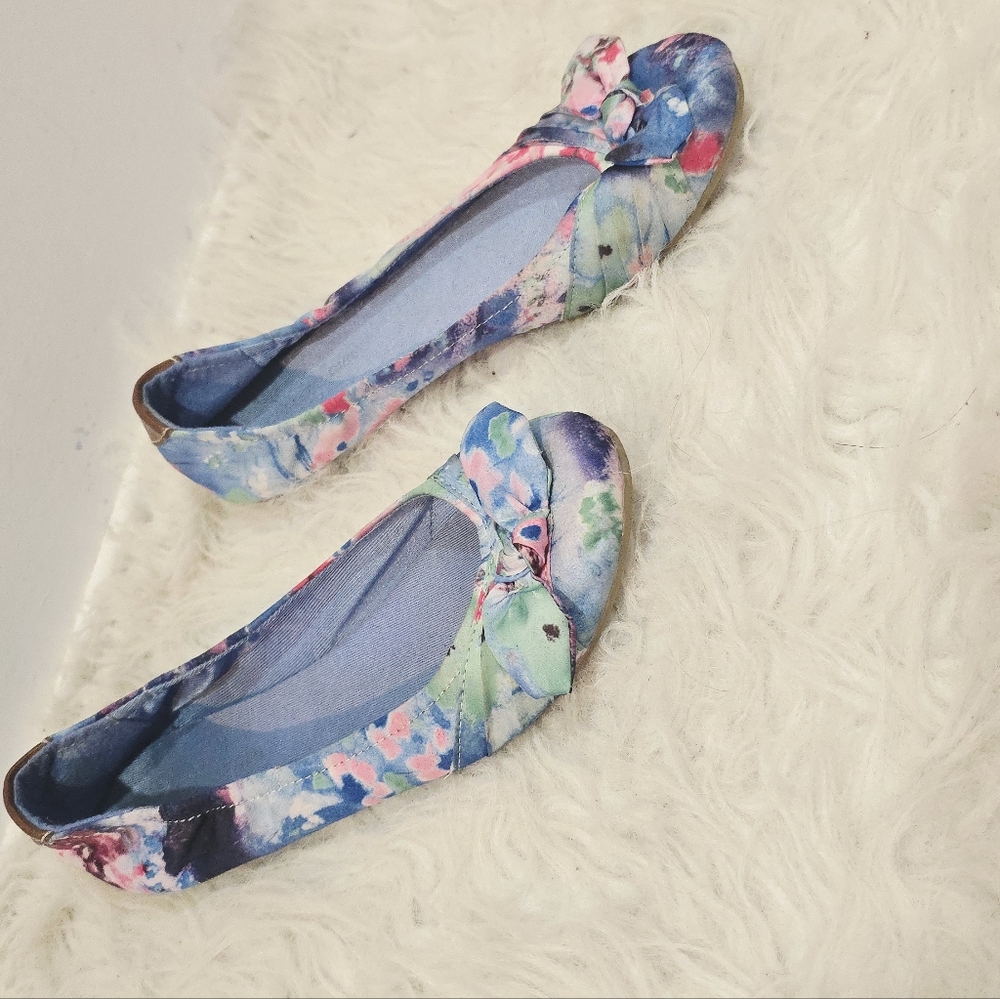 🔥 US Size 8 Bundle of 5 Pairs Women's Shoes - Flats, - Picture 5 of 16